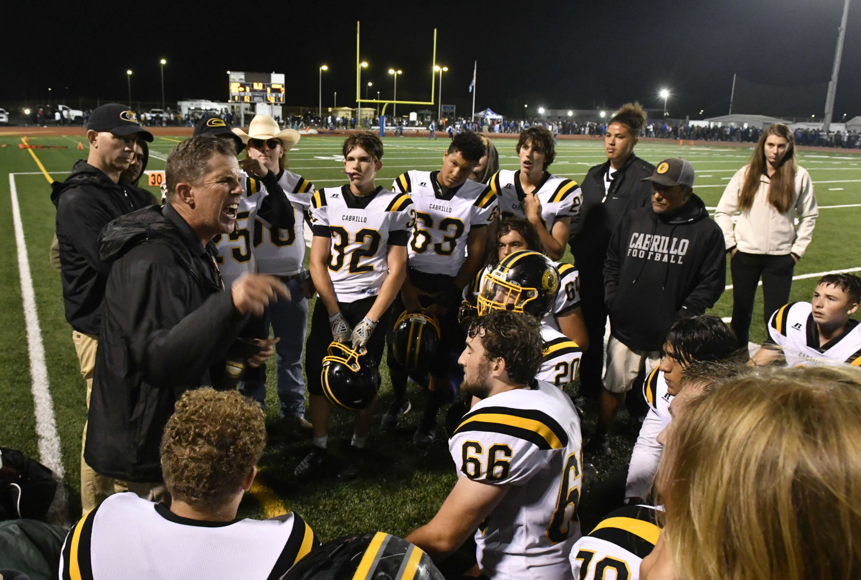 090321 CHS LHS football 08.JPG
